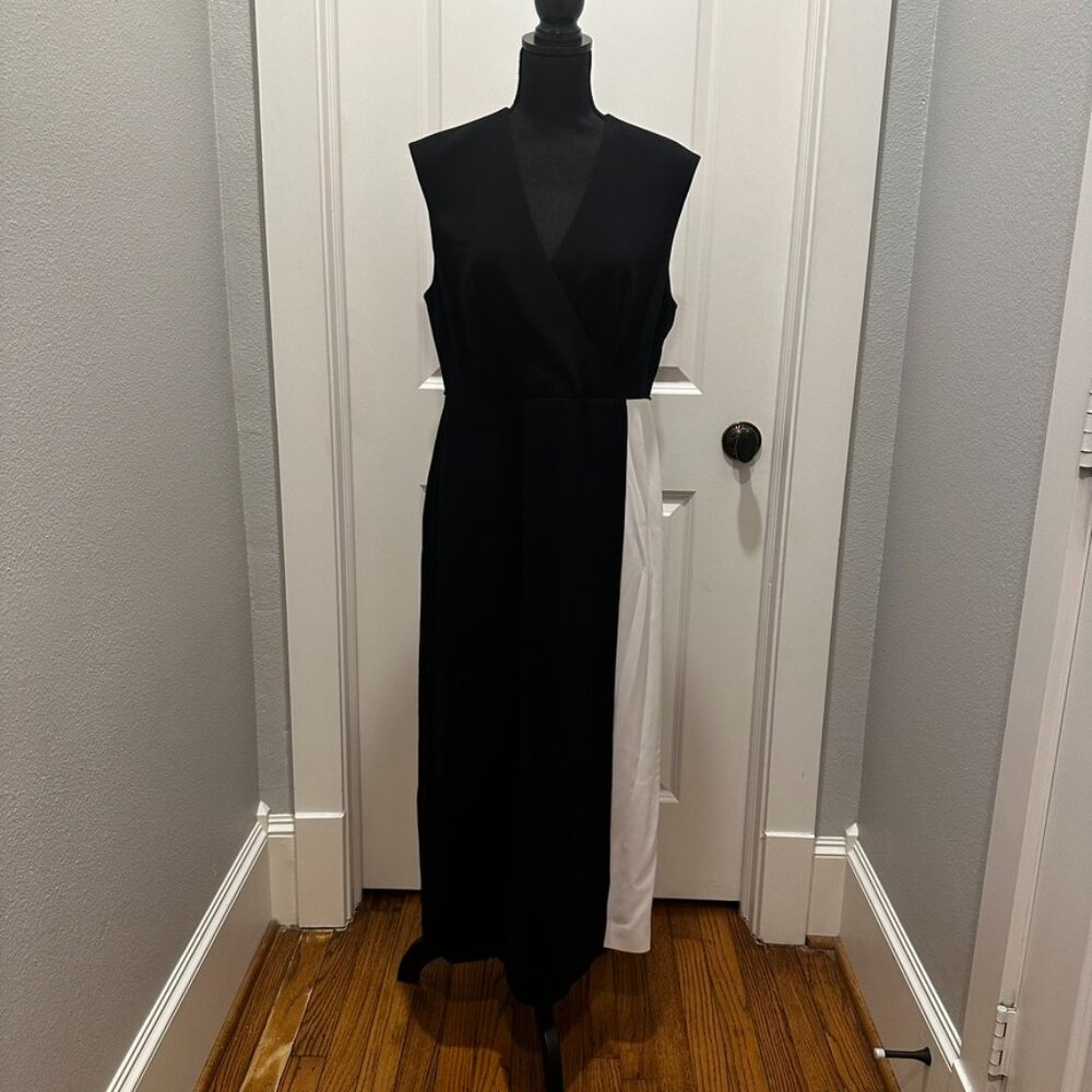 Black & White Colorblock St. John Midi Wrap Dress - Size 10